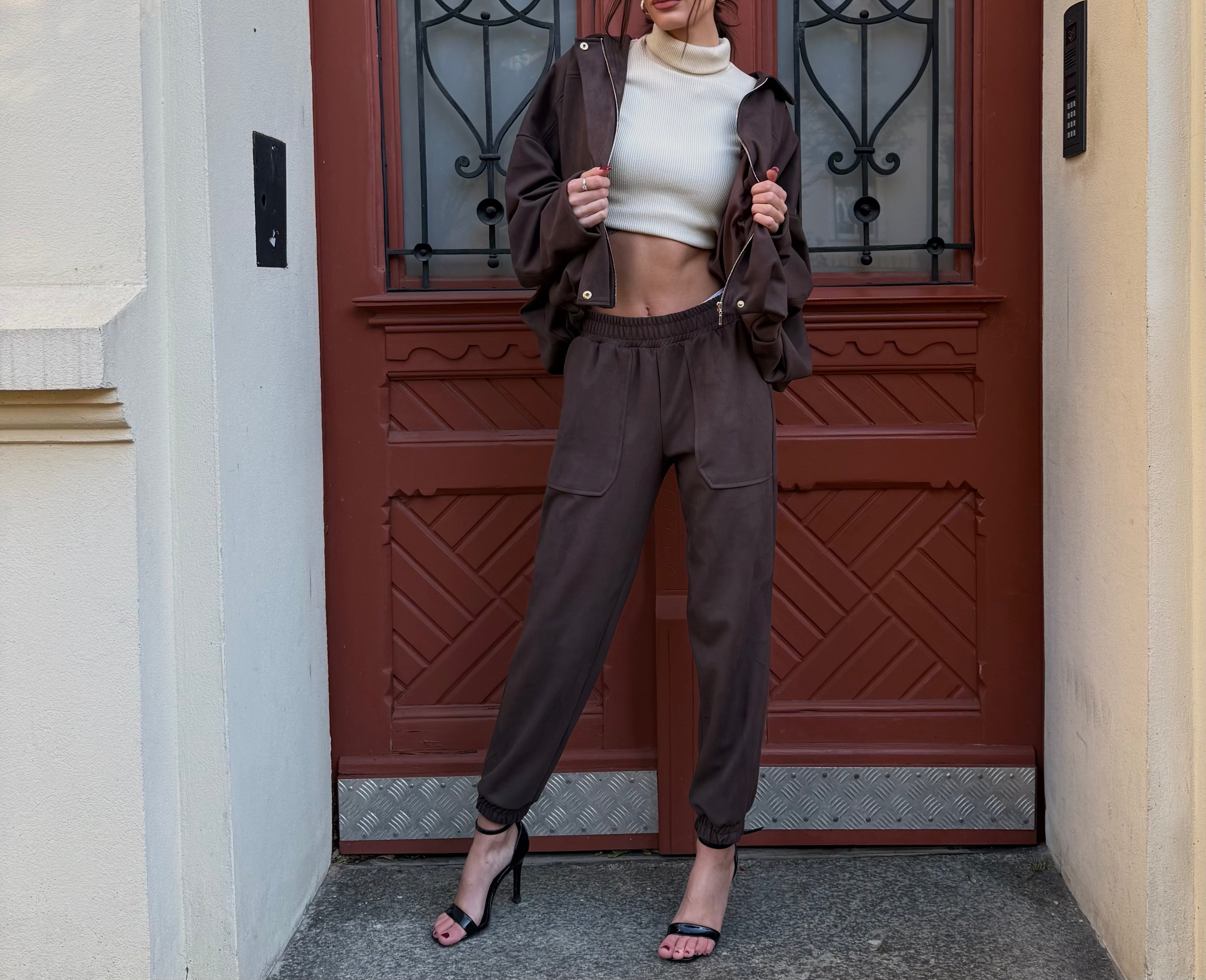 Komplet Rossetto gorzka czekolada, widok z bliska 